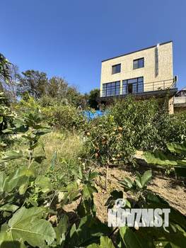 Дом 230м², 2-этажный, участок 5 сот.