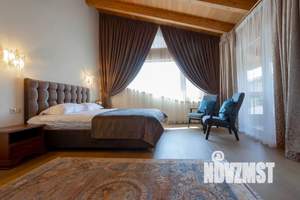 Дом 300м², 2-этажный, посуточно, 