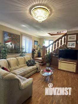 Коттедж 150м², 3-этажный, на длительный срок, 