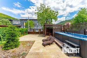 Дом 300м², 2-этажный, посуточно, 