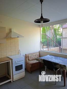 Дом 80м², 2-этажный, на длительный срок, 