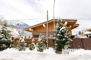 Дом 200м², 3-этажный, посуточно, 