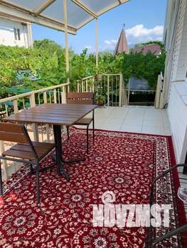 Дом 38м&sup2;, 3-этажный, посуточно, 