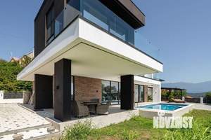 Дом 230м², 2-этажный, посуточно, 