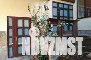 Дом 500м&sup2;, 3-этажный, посуточно, 