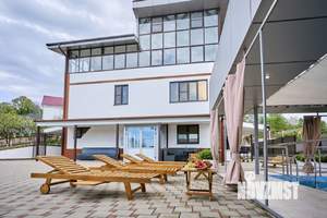 Дом 320м², 2-этажный, посуточно, 