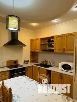 Дом 100м², 3-этажный, посуточно, 