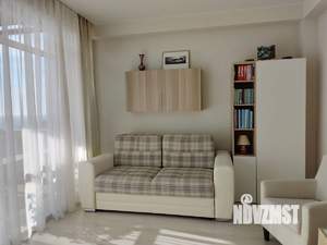 Дом 220м&sup2;, 3-этажный, на длительный срок, 