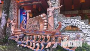 Дом 350м&sup2;, 3-этажный, посуточно, 