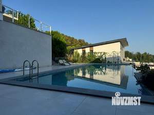 Дом 250м², 3-этажный, на длительный срок, 