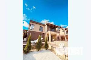 Дом 210м², 2-этажный, посуточно, 