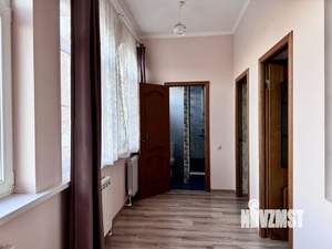 Дом 227м², 3-этажный, на длительный срок, 