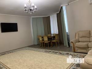 Дом 180м², 2-этажный, посуточно, 