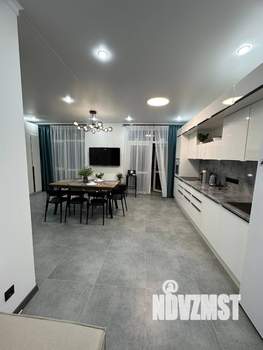 Дом 160м&sup2;, 4-этажный, посуточно, 