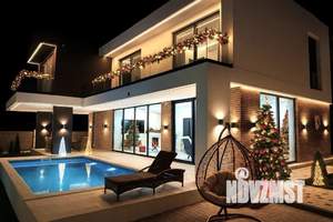 Дом 230м&sup2;, 2-этажный, посуточно, 