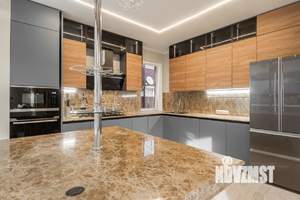 Дом 175м², 2-этажный, на длительный срок, 