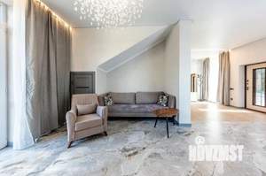 Коттедж 170м², 3-этажный, на длительный срок, 