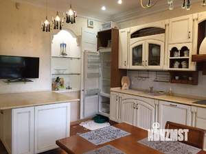 Коттедж 400м², 3-этажный, на длительный срок, 