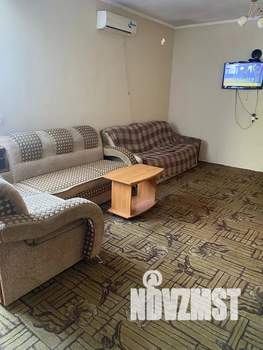 Дом 700м&sup2;, 1-этажный, посуточно, 