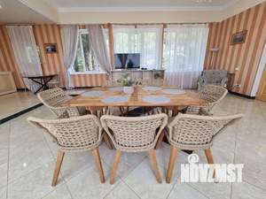 Дом 300м², 2-этажный, посуточно, 