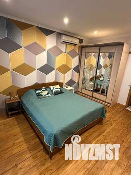 Дом 300м², 3-этажный, посуточно, 