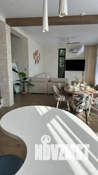 Дом 120м², 3-этажный, посуточно, 