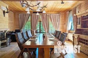 Дом 250м², 2-этажный, посуточно, 