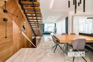 Коттедж 270м², 3-этажный, на длительный срок, 