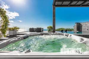 Дом 200м², 2-этажный, посуточно, 