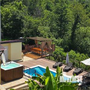 Дом 300м², 3-этажный, посуточно, 