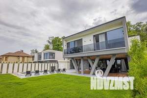 Дом 450м&sup2;, 2-этажный, посуточно, 