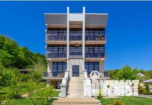 Дом 390м&sup2;, 3-этажный, посуточно, 