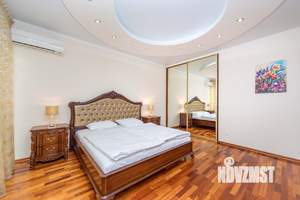 Дом 240м&sup2;, 2-этажный, посуточно, 