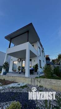 Дом 160м&sup2;, 3-этажный, на длительный срок, 