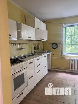 Дом 380м², 3-этажный, на длительный срок, 