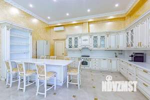 Дом 1400м², 2-этажный, на длительный срок, 