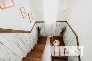 Дом 250м², 3-этажный, на длительный срок, 