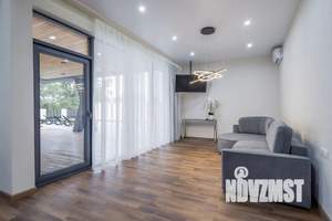 Дом 368м², 2-этажный, посуточно, 