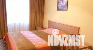 Коттедж 200м², 2-этажный, на длительный срок, 