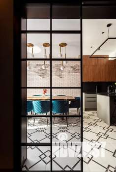 Дом 180м&sup2;, 3-этажный, посуточно, 