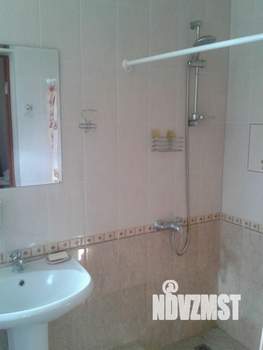 Коттедж 70м², 2-этажный, на длительный срок, 