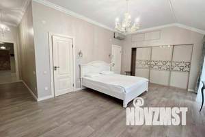 Дом 140м&sup2;, 2-этажный, посуточно, 