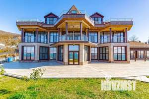 Дом 1400м², 2-этажный, на длительный срок, 