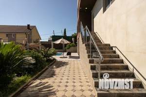 Дом 300м&sup2;, 3-этажный, посуточно, 