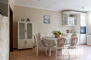 Дом 380м², 2-этажный, посуточно, 