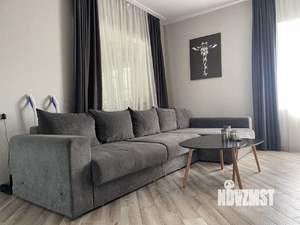 Дом 230м², 3-этажный, на длительный срок, 