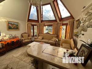 Дом 179м&sup2;, 2-этажный, посуточно, 