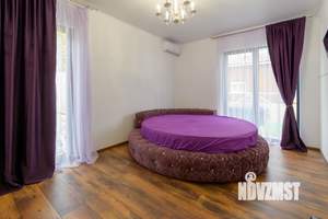 Дом 210м², 2-этажный, посуточно, 