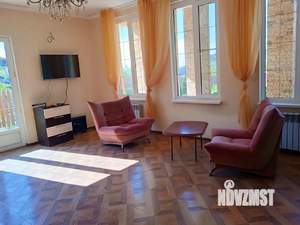 Дом 150м², 2-этажный, на длительный срок, 