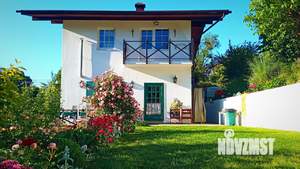 Дом 176м&sup2;, 2-этажный, посуточно, 